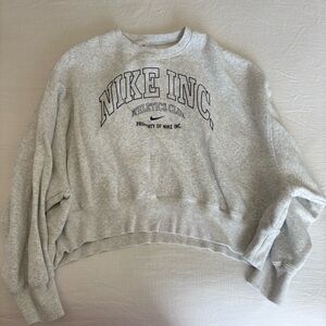 Nike Cropped Crewneck
